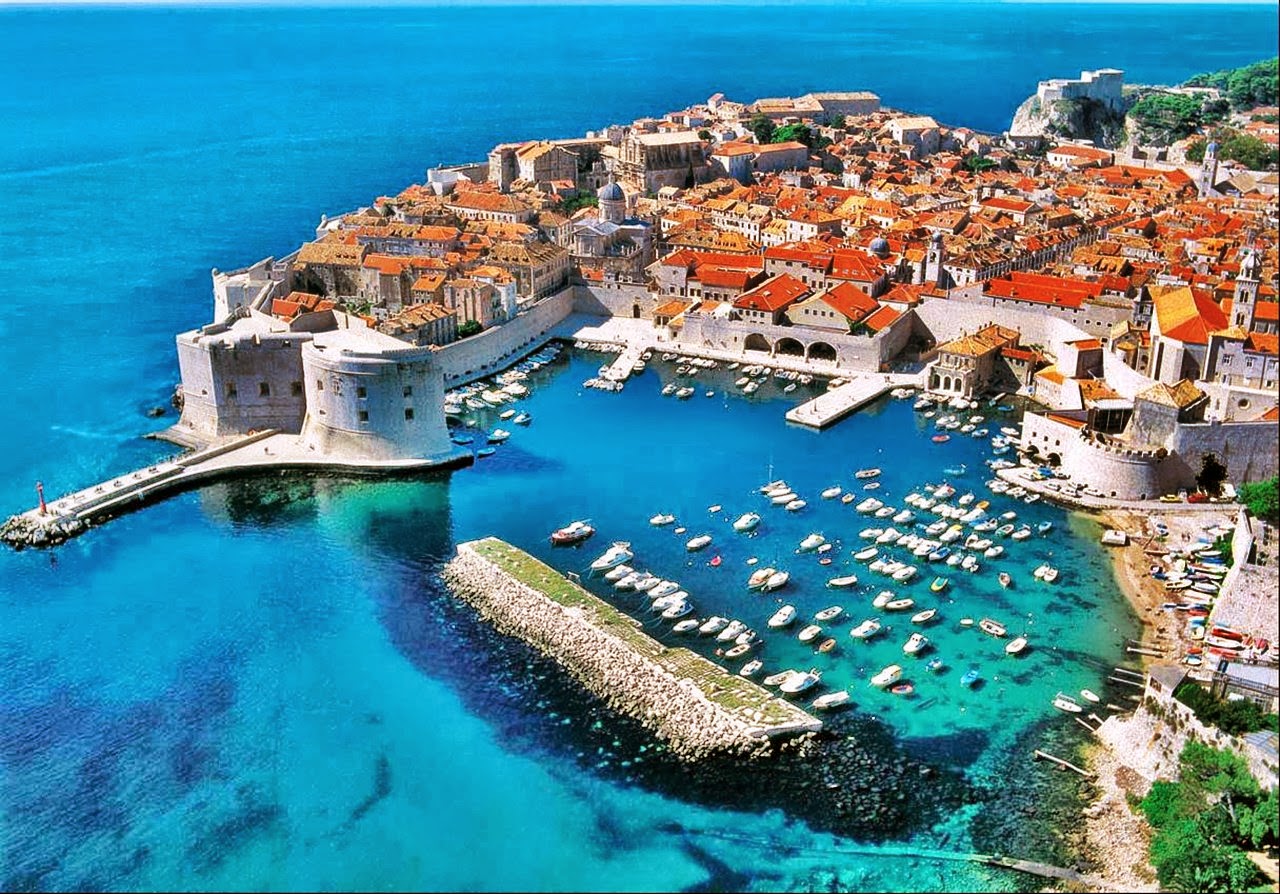 World Visits: Dubrovnik - Popular Tourist Attraction, Croatia
