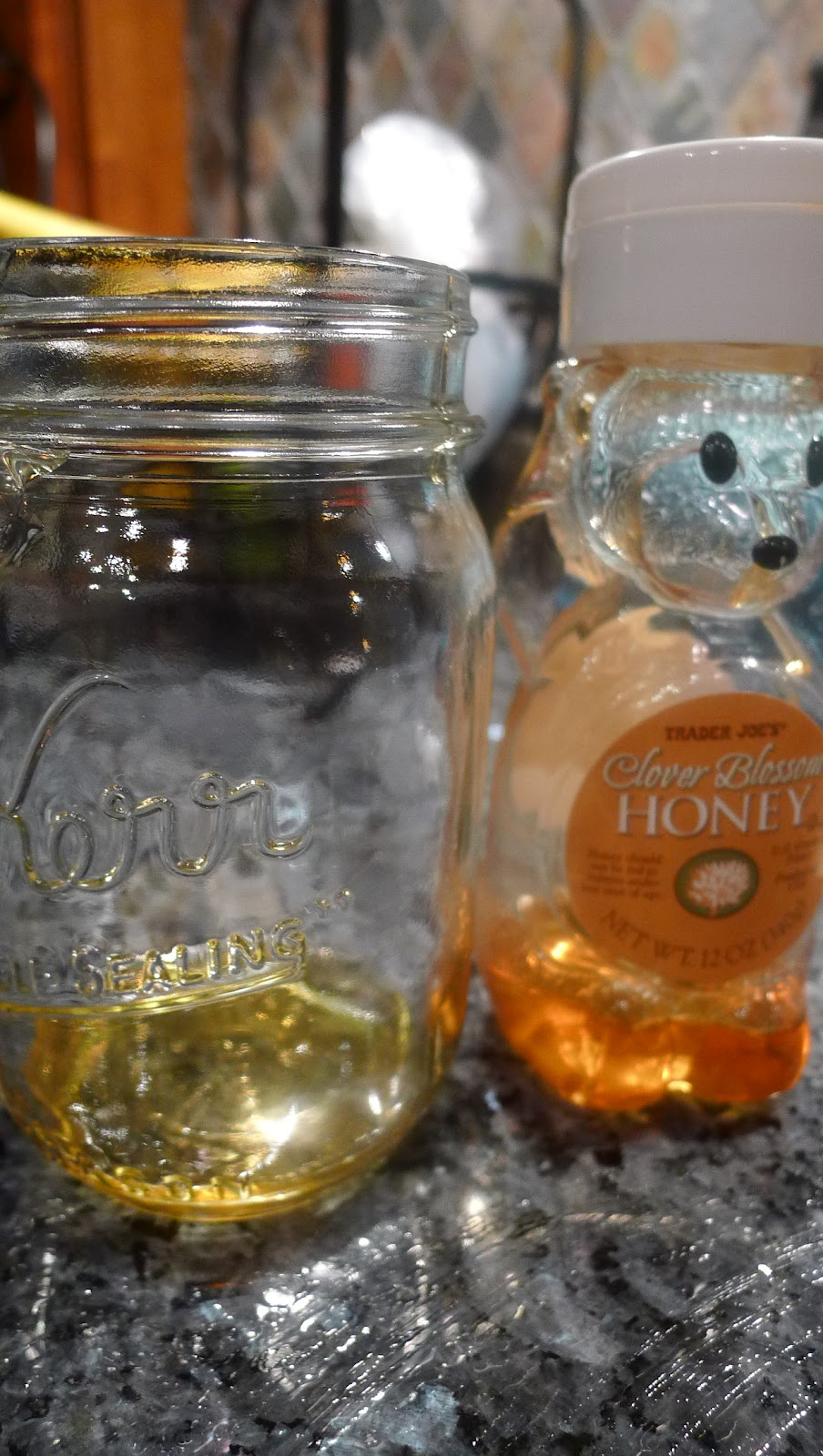 newFOOD tuesdayz "Corner Bakery" House Salad Dressing