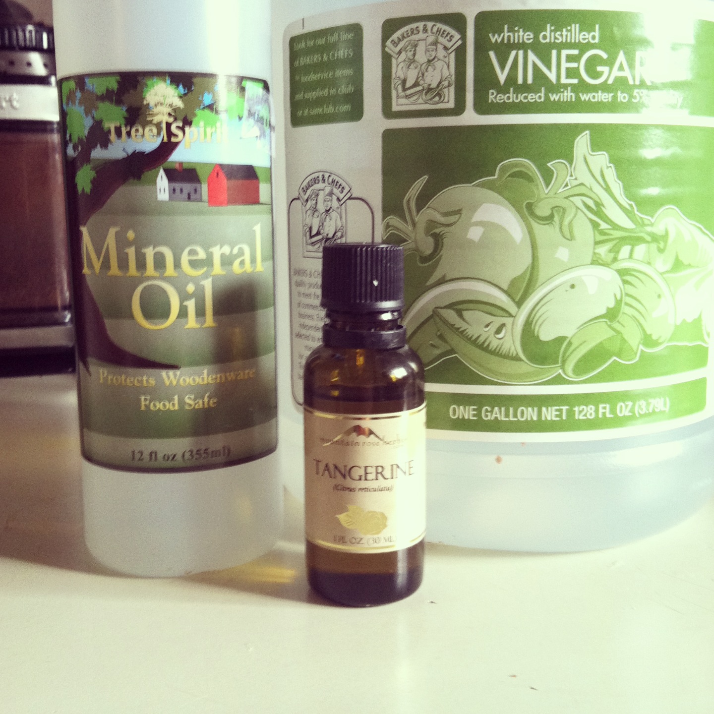 An Artist. With Occasional Meltdowns. Natural Dusting Spray