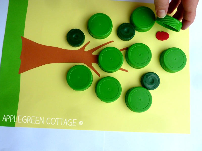 Amazing Bottle Cap Craft Ideas For Kids Part - 11: Apple Hunting Activity For Kids Using Plastic Bottle Caps. Itu0027s An Easy DIY Game For