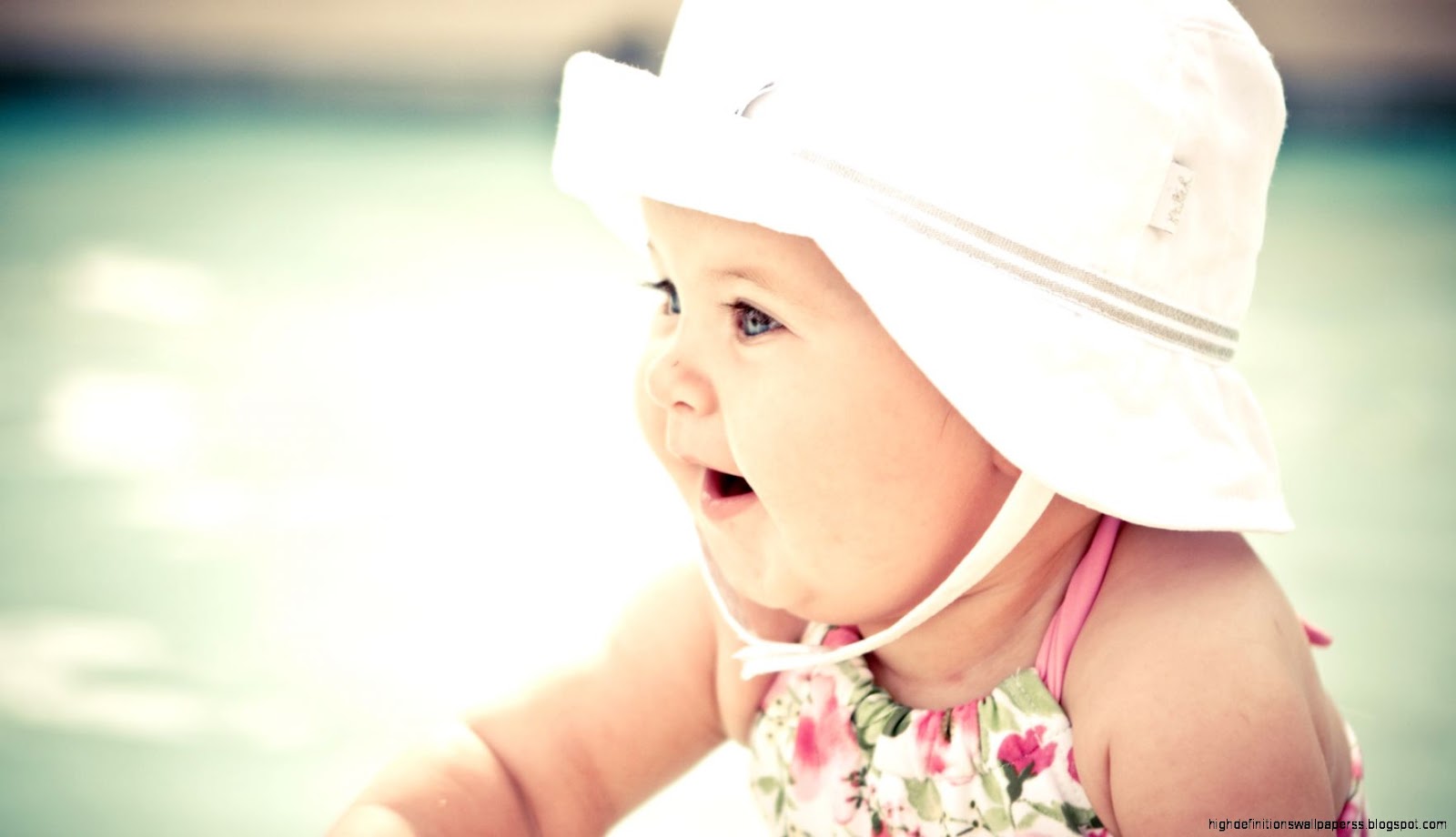 Cute Baby Girls with Hat Cute Baby Girls with Hat
