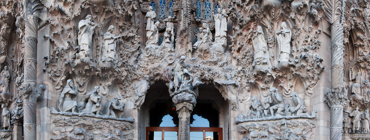 Gaudy With Gaudi Park Guell Red Ruby Ross