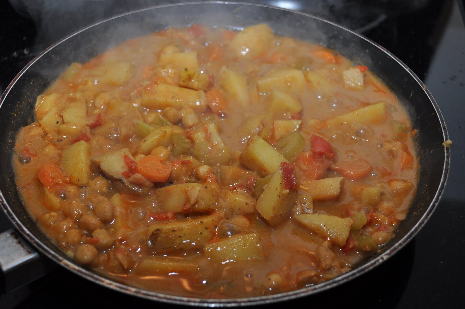 Tummy Temptations Vegetarian Curry Crock Pot