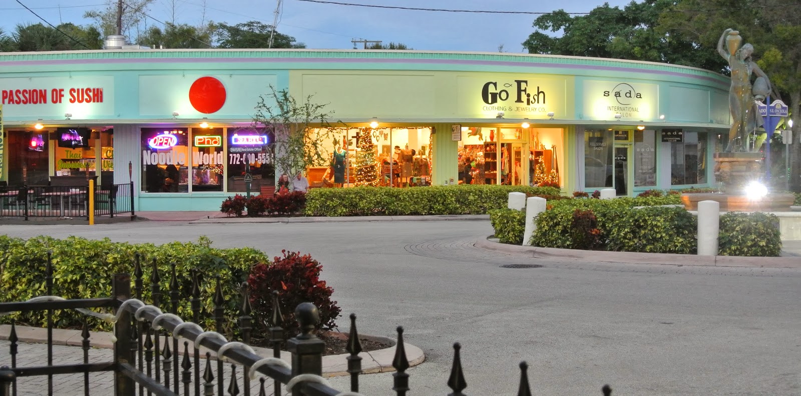 The Treasure Coast Observer PHOTOGRAPHED Historic Downtown Stuart