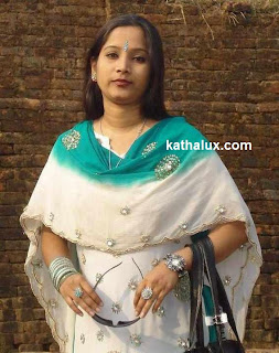 : Pookulo rasam puku remmalu thodalu maradali puku lo bava madda palu