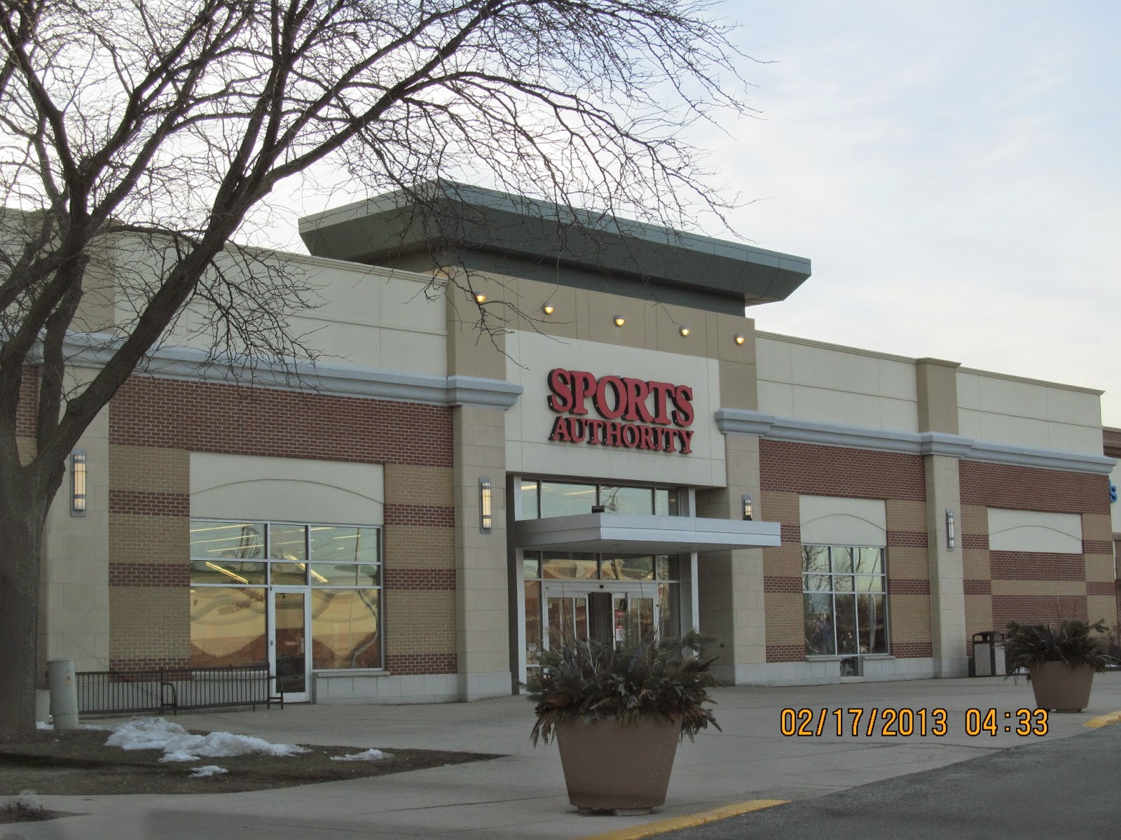 Trip to the Mall Deerbrook Mall (Deerfield, IL)