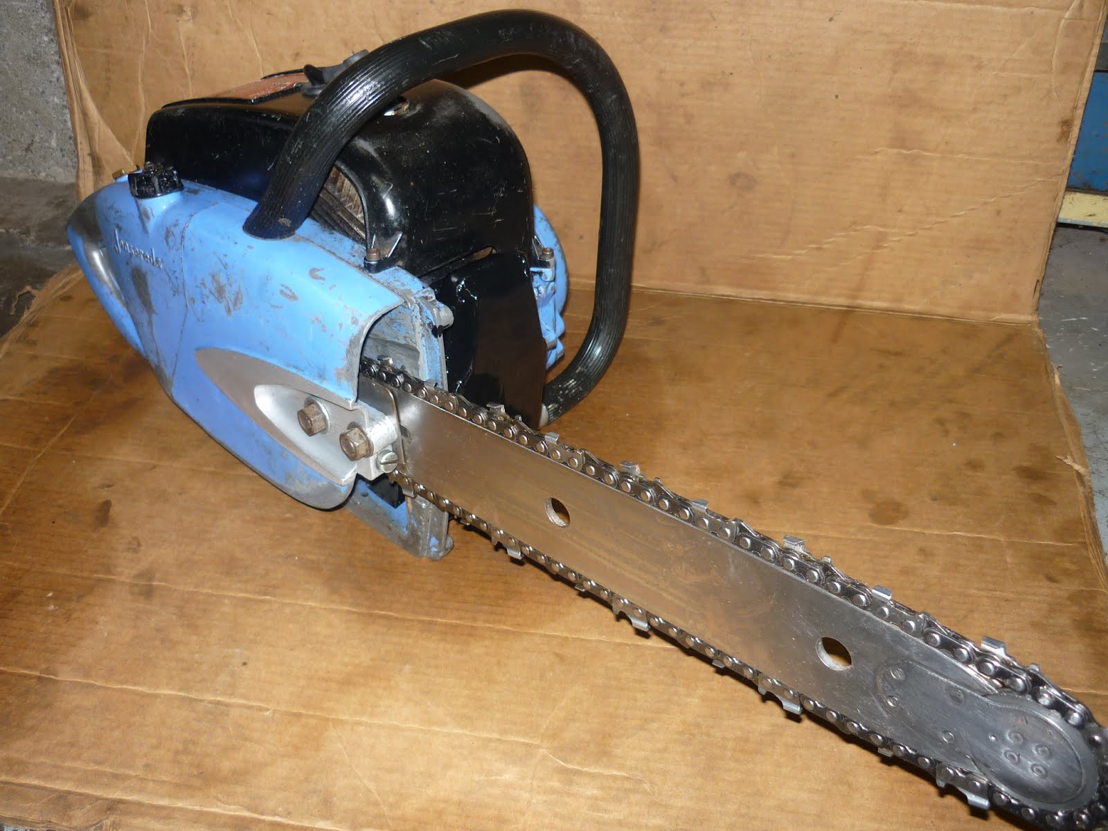 VINTAGE CHAINSAW COLLECTION JONSERED GROUP OF SAWS.