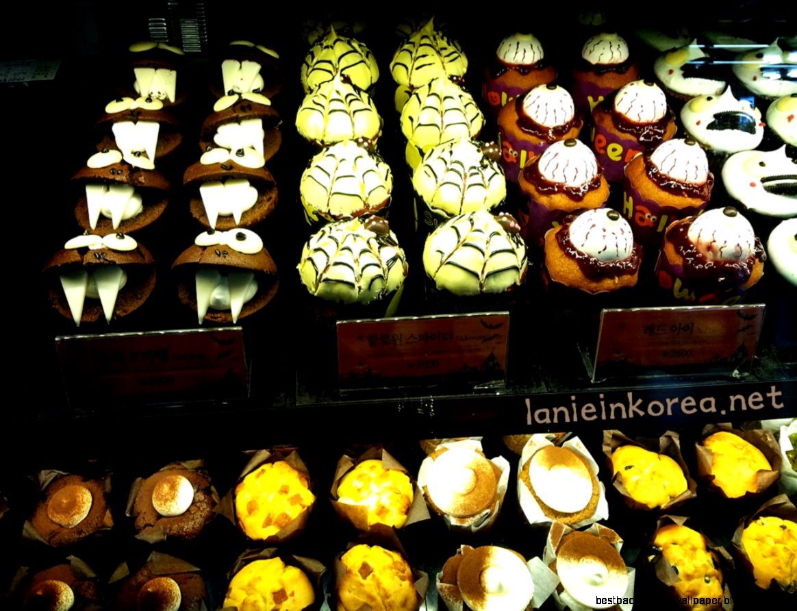 Halloween Muffins at Manoffin Lanie in Korea Halloween Muffins at Manoffin Lanie in Korea