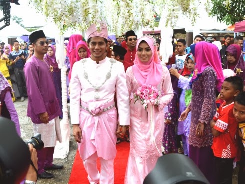 Gambar Majlis Resepsi Fizo Omar Mawar Karim Di Kelantan Gudang Ilmu