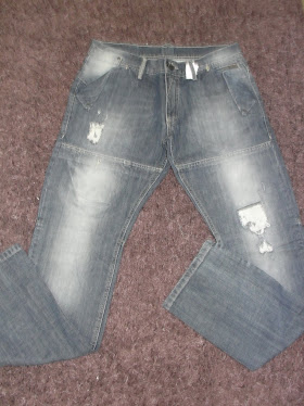 Calça Jeans masculina esfoladinha