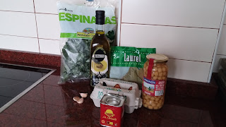 Ingredientes Potaje de garbanzos y espinacas