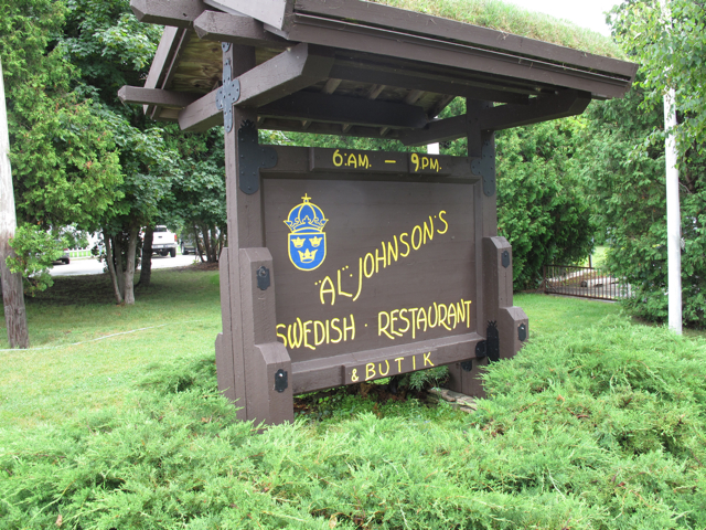 Cheerful Thrifty Door Al Johnson S Swedish Restaurant