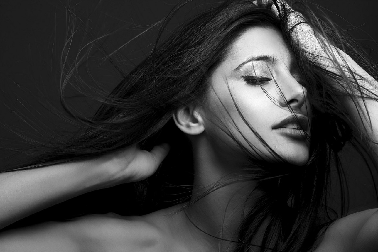 Nargis Fakhari : Biography Of Nargis Fakhri & Hot Photos
