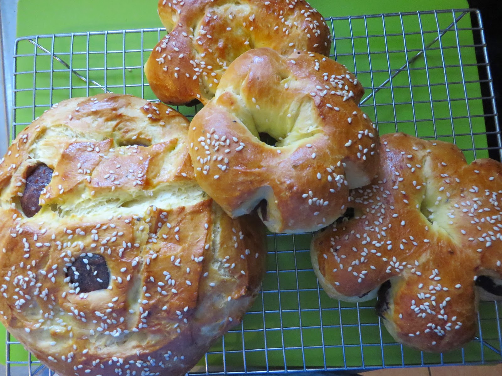 The Iraqi Family Cookbook Dates Bread كعكة بالتمر