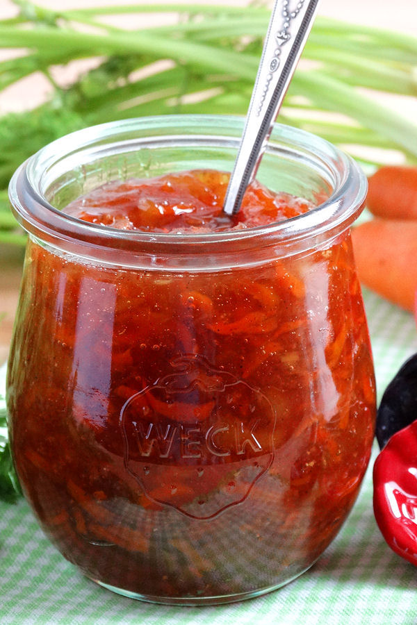 Carrot Cake Jam {canning & preserving} a tasty recipe