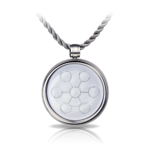 Chi Pendant Protect You From Negative Effect Of Electromagnetic Mobile Phone Computer Television Testimony User - Chi Energy Pendant Chi Pendant Protect You From Negative Effect Of Electromagnetic Mobile Phone Computer Television Testimony User - Chi Energy Pendant