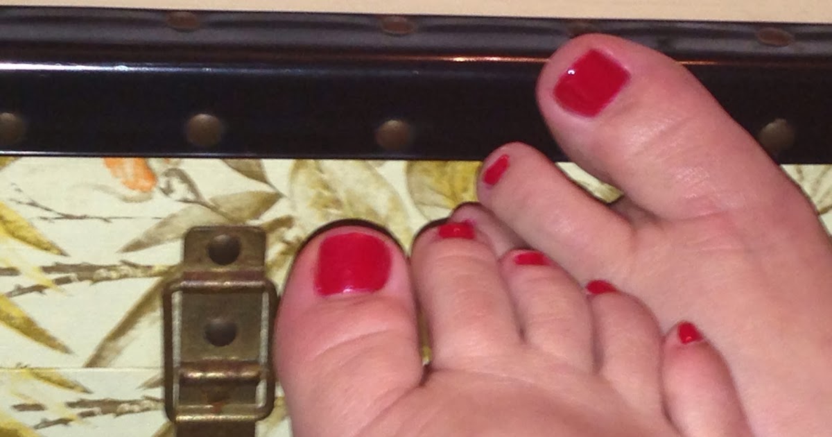 Footnotes A Margaret Dabbs Pedicure. Get Lippie