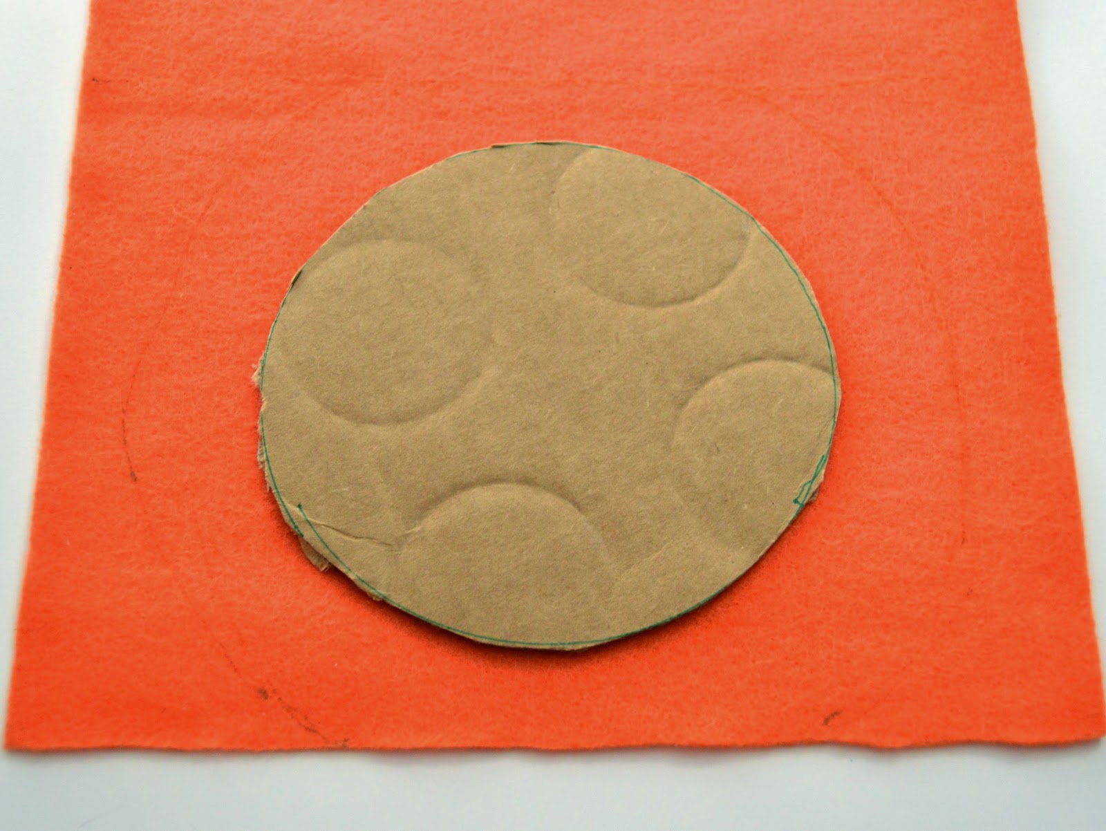 Dwntwn DIY Pumpkin Hat