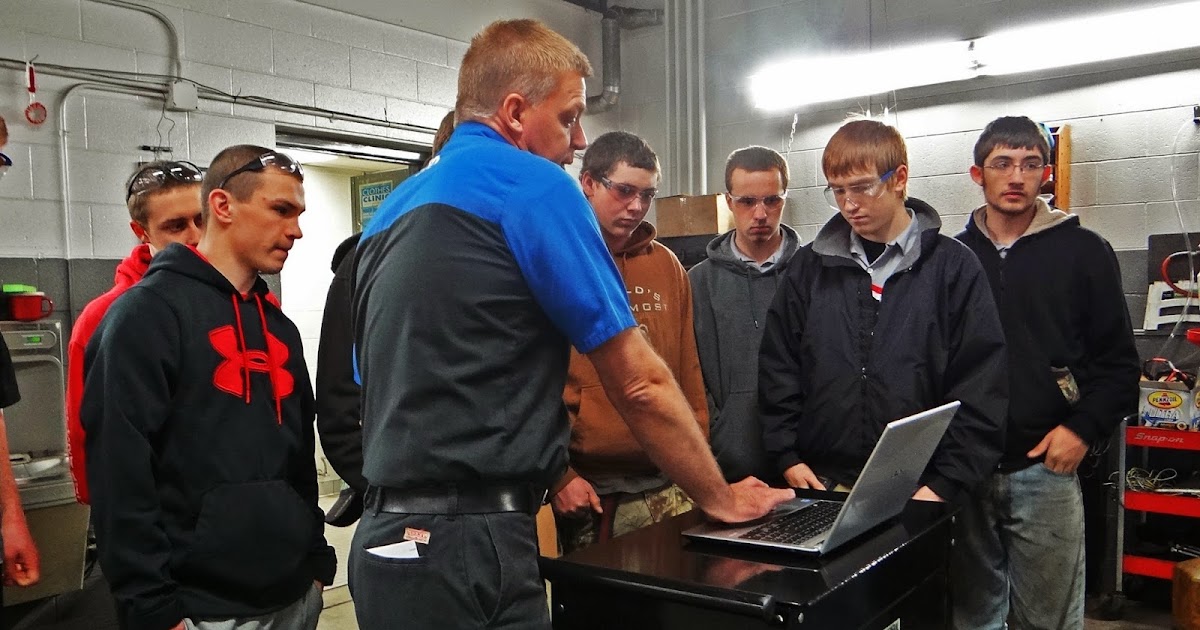 Van Horn Auto Group Blog Van Horn Automotive Hosts Plymouth High