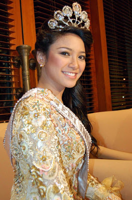 waone's articles: Agni Pratistha: Puteri Indonesia 2006