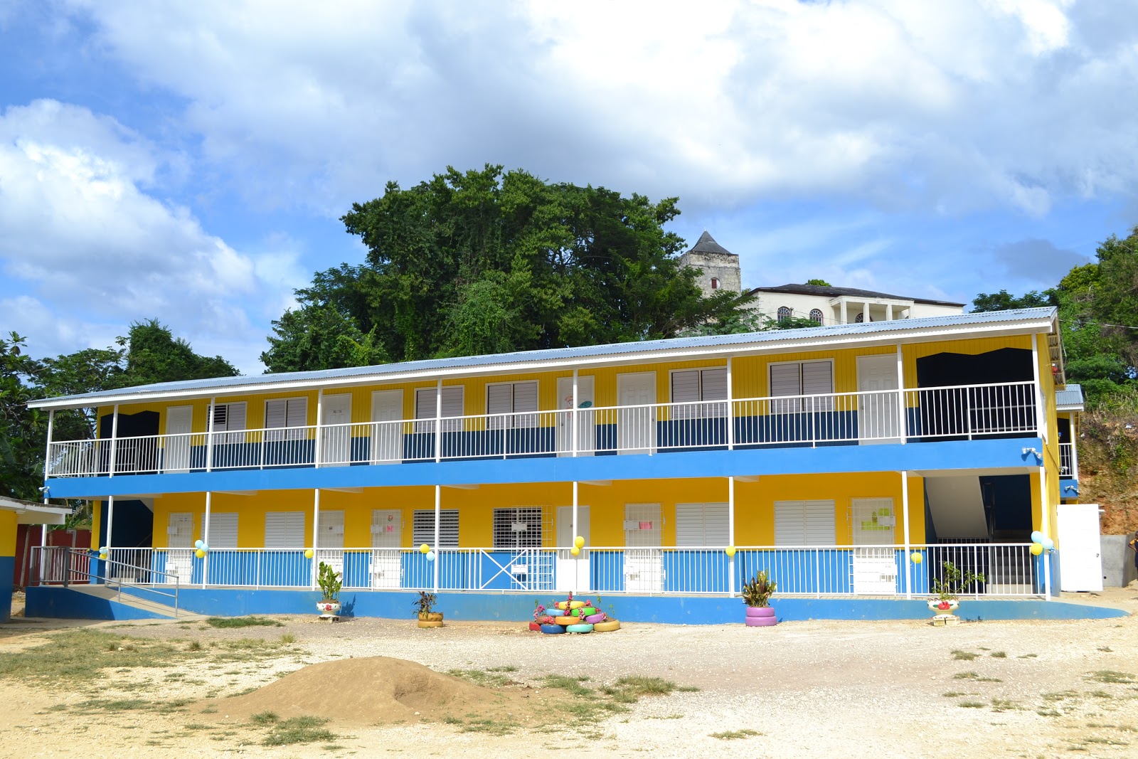 FOOD FOR THE POOR JAMAICA 'GREEN ISLAND PRIMARY GETS FOOD FOR THE POOR