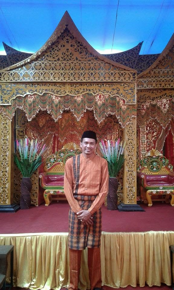 Contoh Teks MC Resepsi Pernikahan Minang SAHABAT ARI