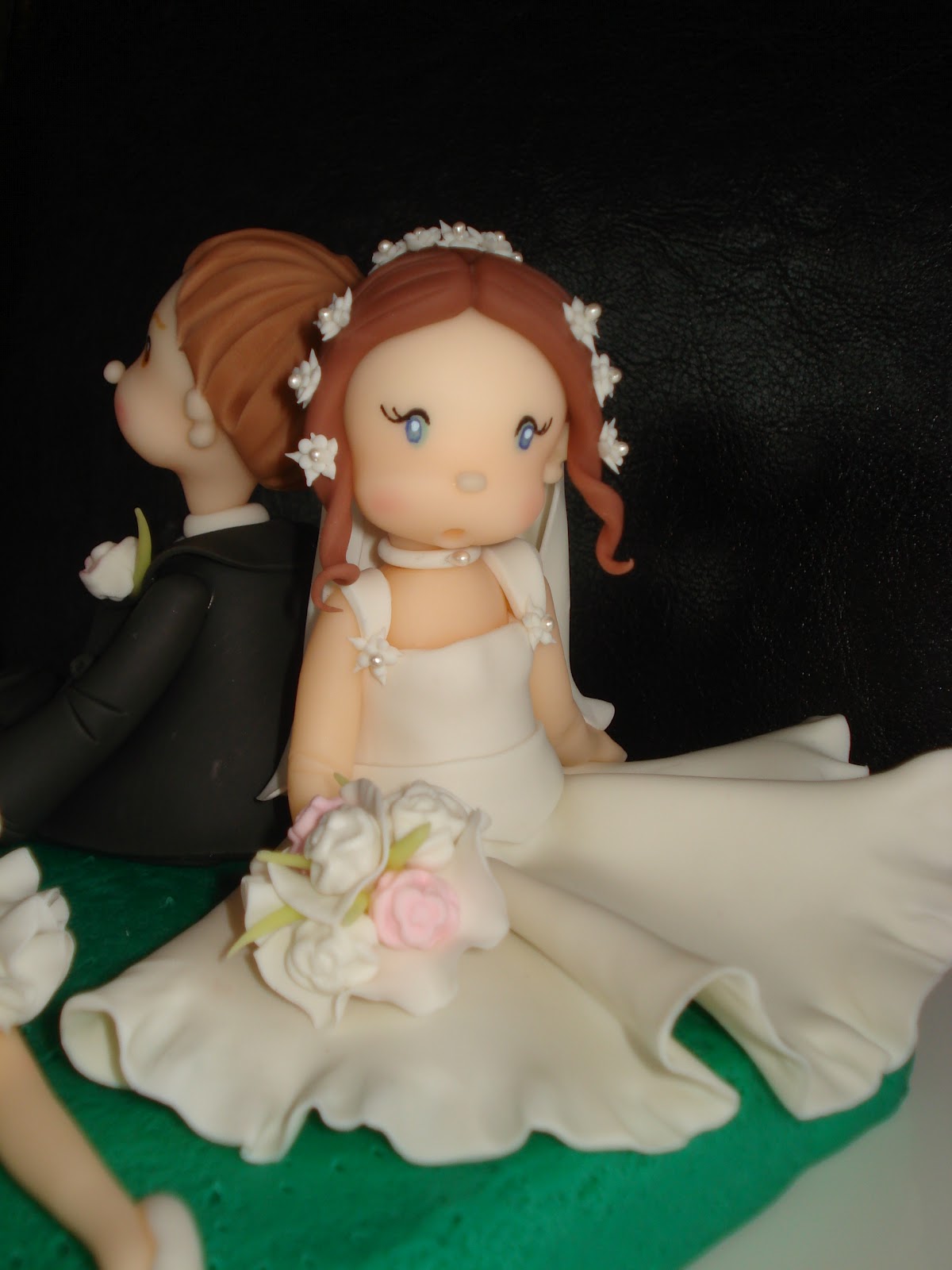 HAPPY DECO GATEAUX Figurines personnalisées en porcelaine froide