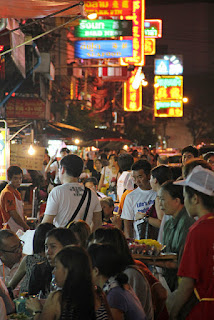 [Image: yaowarat-night.jpg]