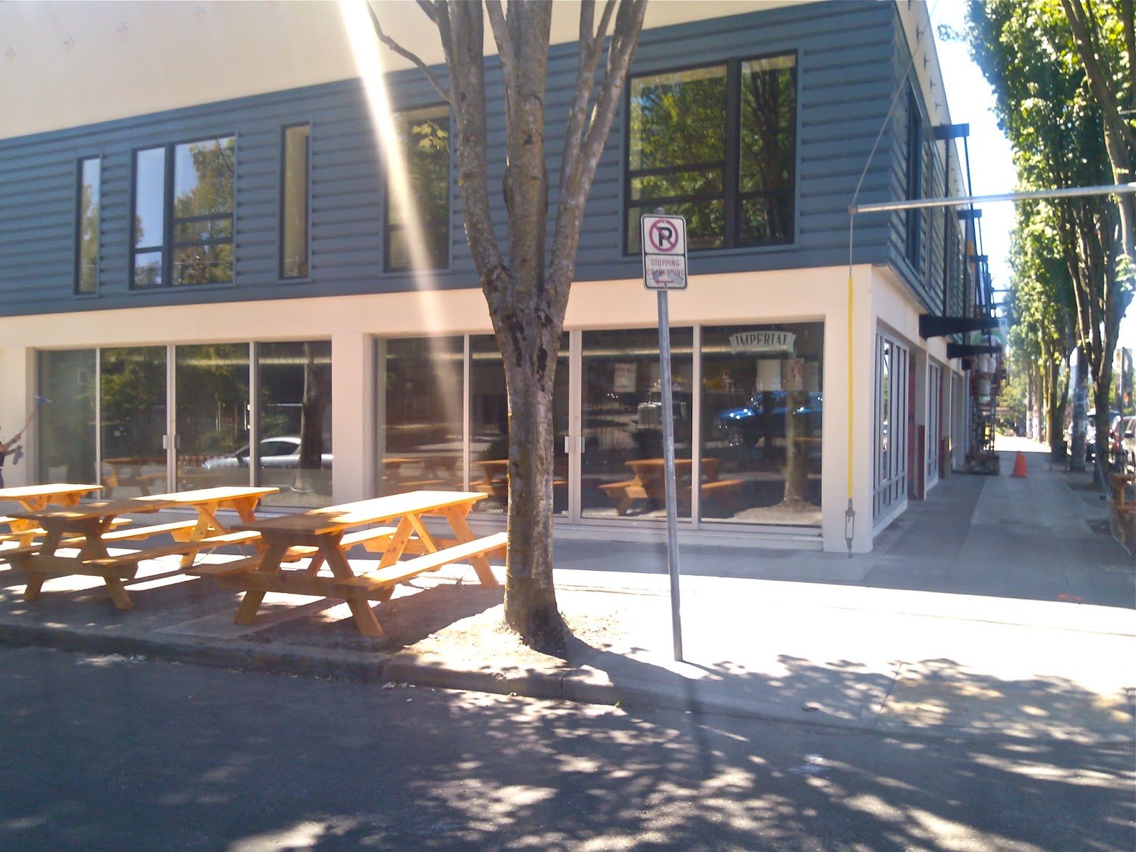 Imperial Bottle Shop & Taproom Now Open New School Beer