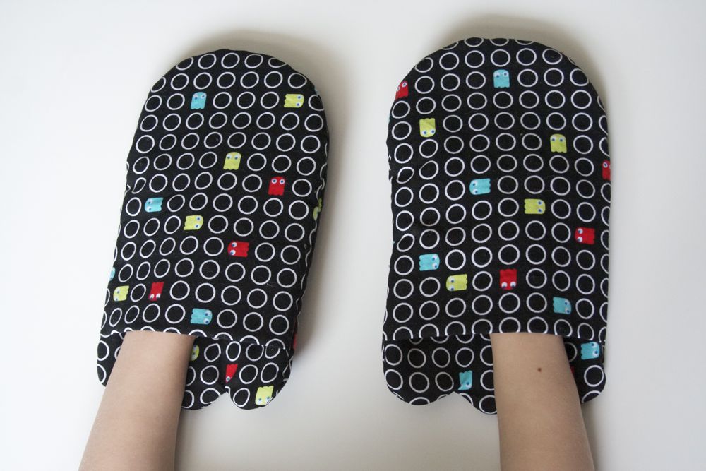Sew Can Do Toasty Ghosty Oven Mitts!