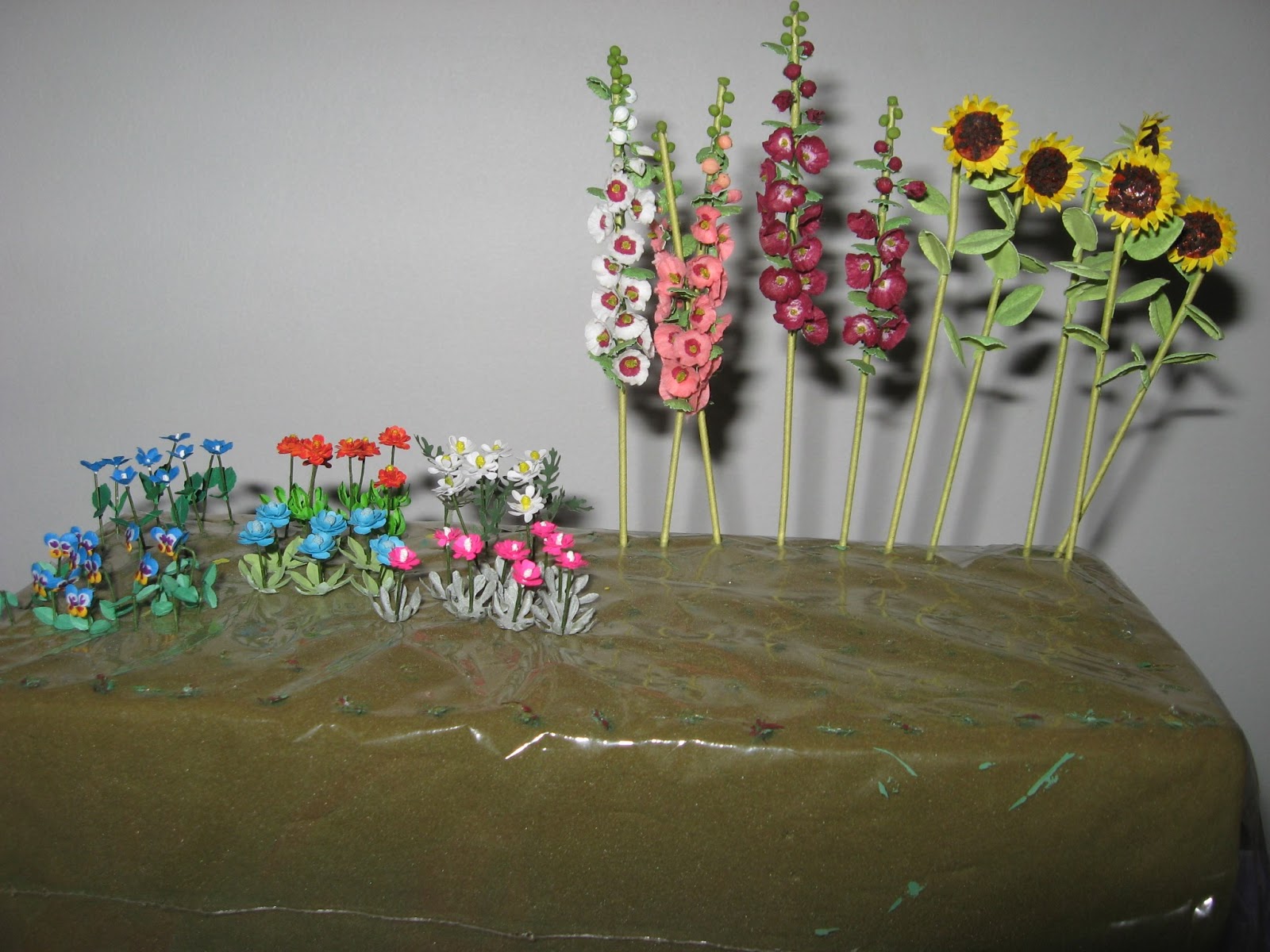 making miniature flowers