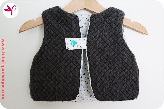 Gilet Molletonné en 18 mois en jersey matelassé doublé coton imprimé Gilet Molletonné en 18 mois en jersey matelassé doublé coton imprimé