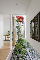Cool Japanese House Dubbed Green Edge Design with Floating Facade Cool Japanese House Dubbed Green Edge Design with Floating Facade