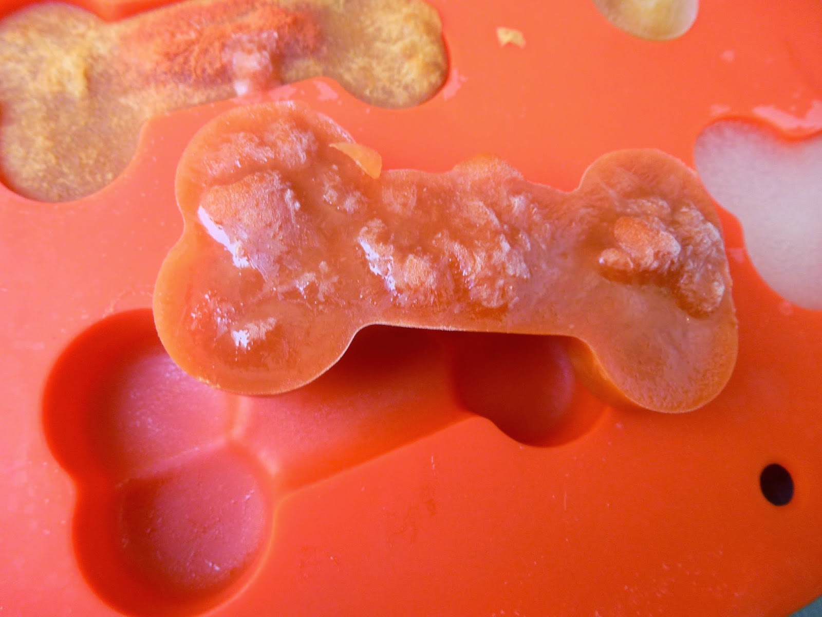 Teapots and Polka Dots Summertime Dog Treats