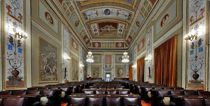83 DEPUTATI SICILIANI INDAGATI PER PECULATO 83 DEPUTATI SICILIANI INDAGATI PER PECULATO