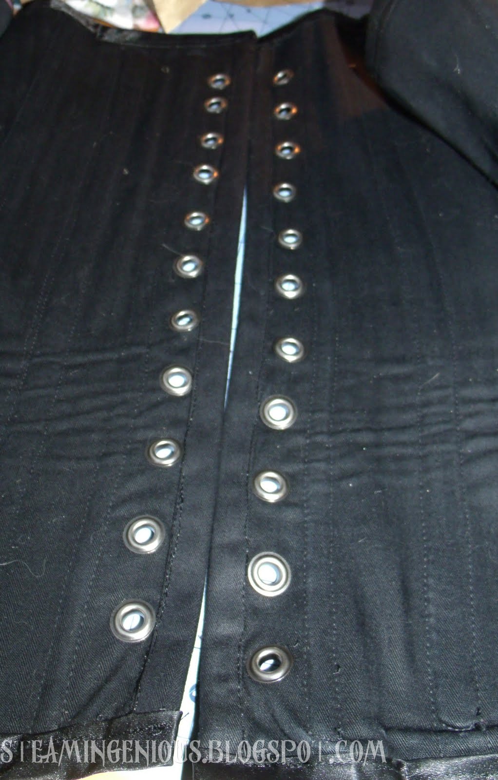 Steam Ingenious Tutorial Repairing a Worn Corset