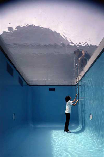 swimming pool illusion