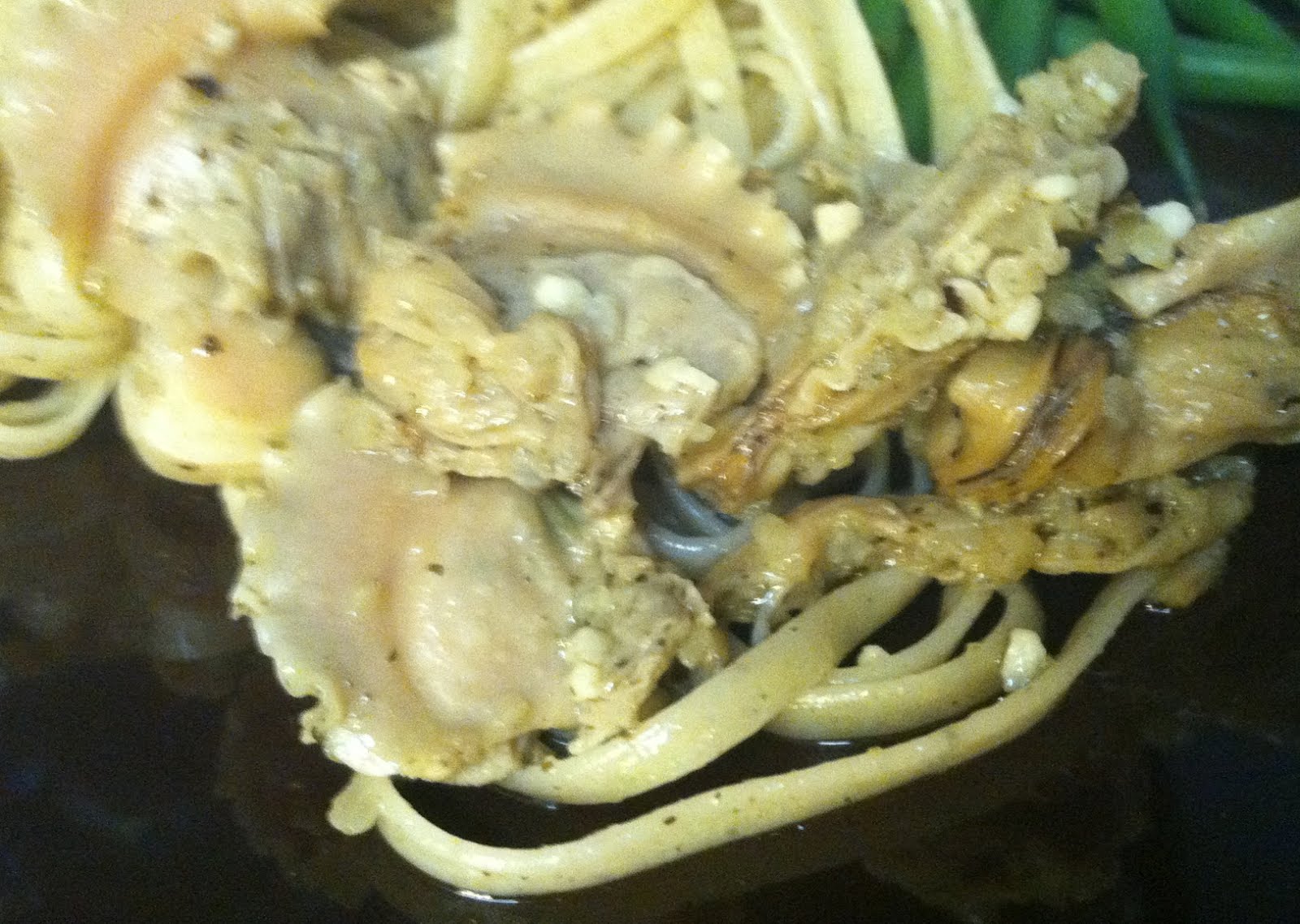 What's Good at Trader Joe's? Trader Joe's Maine Whole Cherrystone Clams