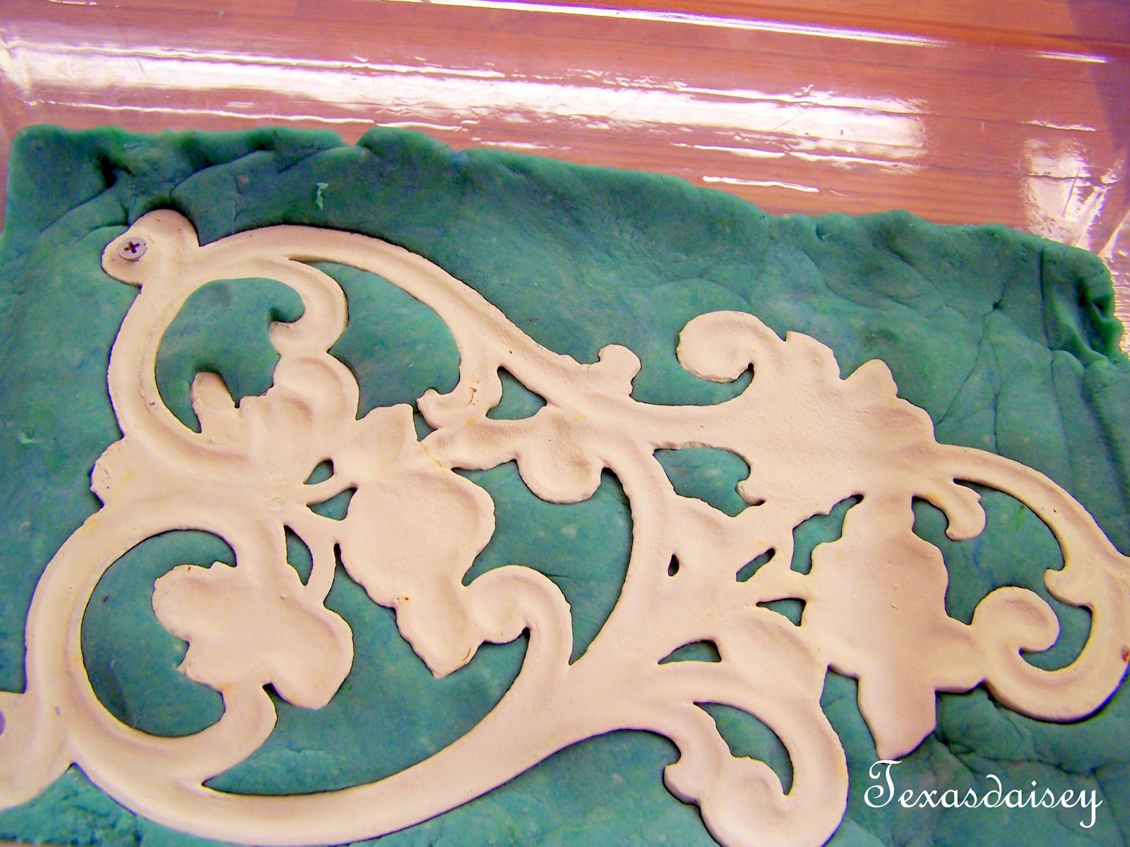 Texasdaisey Creations How To Make Appliques For Furniture 2