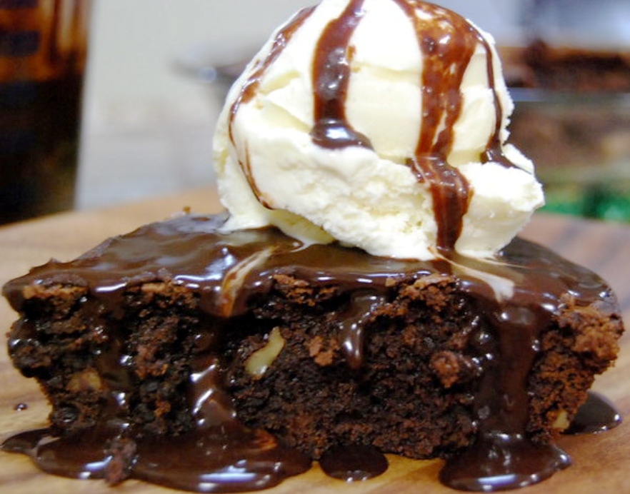The Bestest Recipes Online Brownie Pie a la Mode