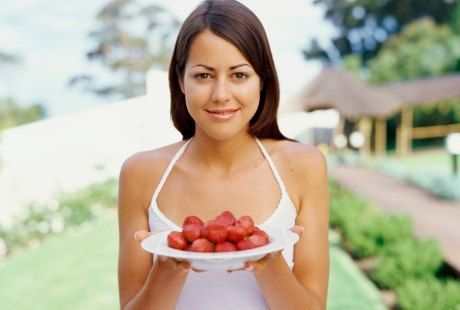 the benefits of strawberry for the skin