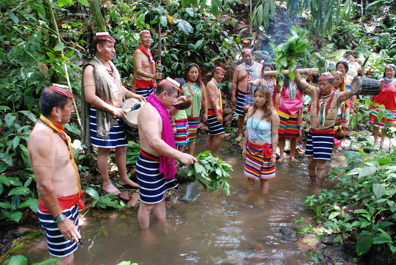 CIUDADES DEL ECUADOR SANTO DOMINGO DE LOS TSACHILAS