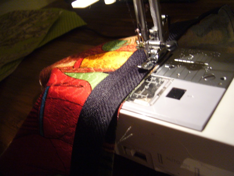 MadeByDi Making a scatter cushion with an oxford flap & zip