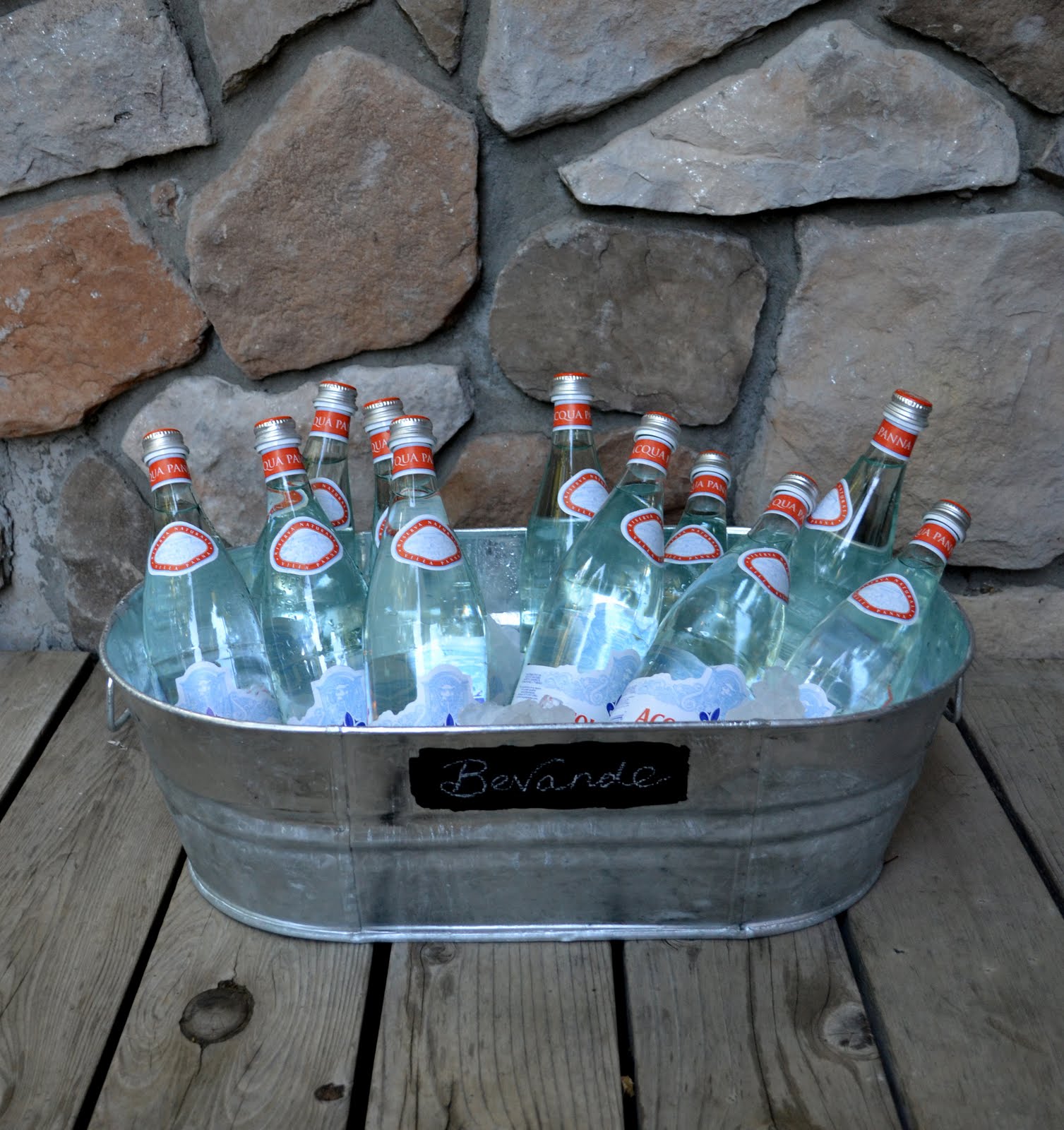 the poor sophisticate Chalkboard Ice bucket!