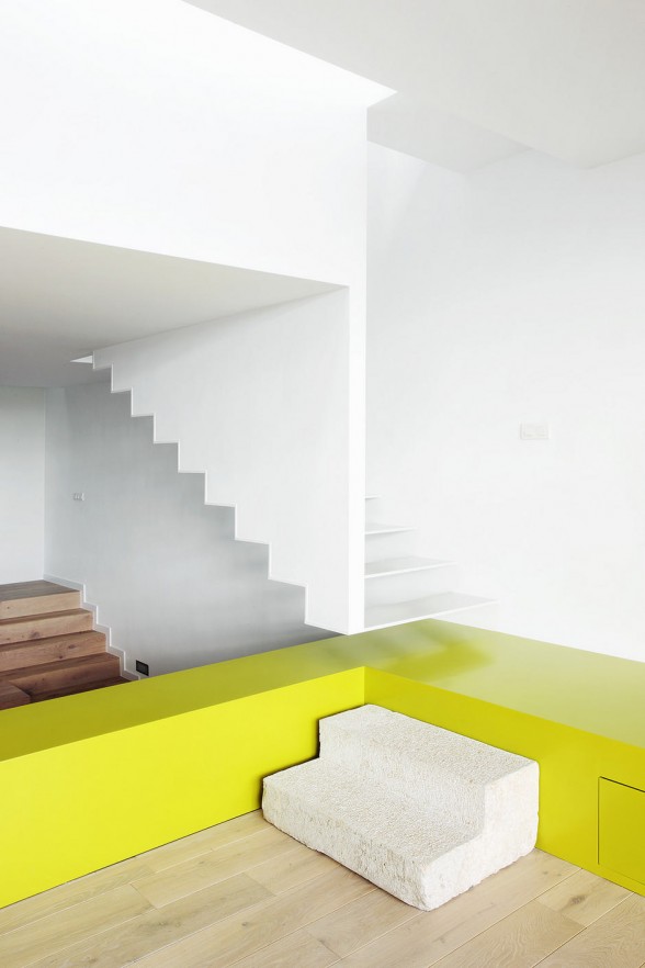 minimalist step apartment interior