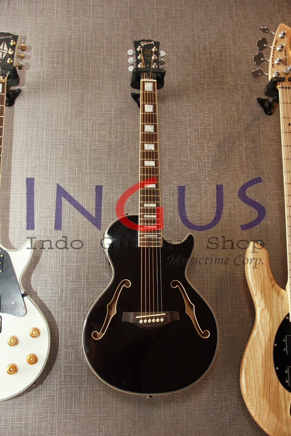 Jual Gitar: Gibson Hollow Body Slim