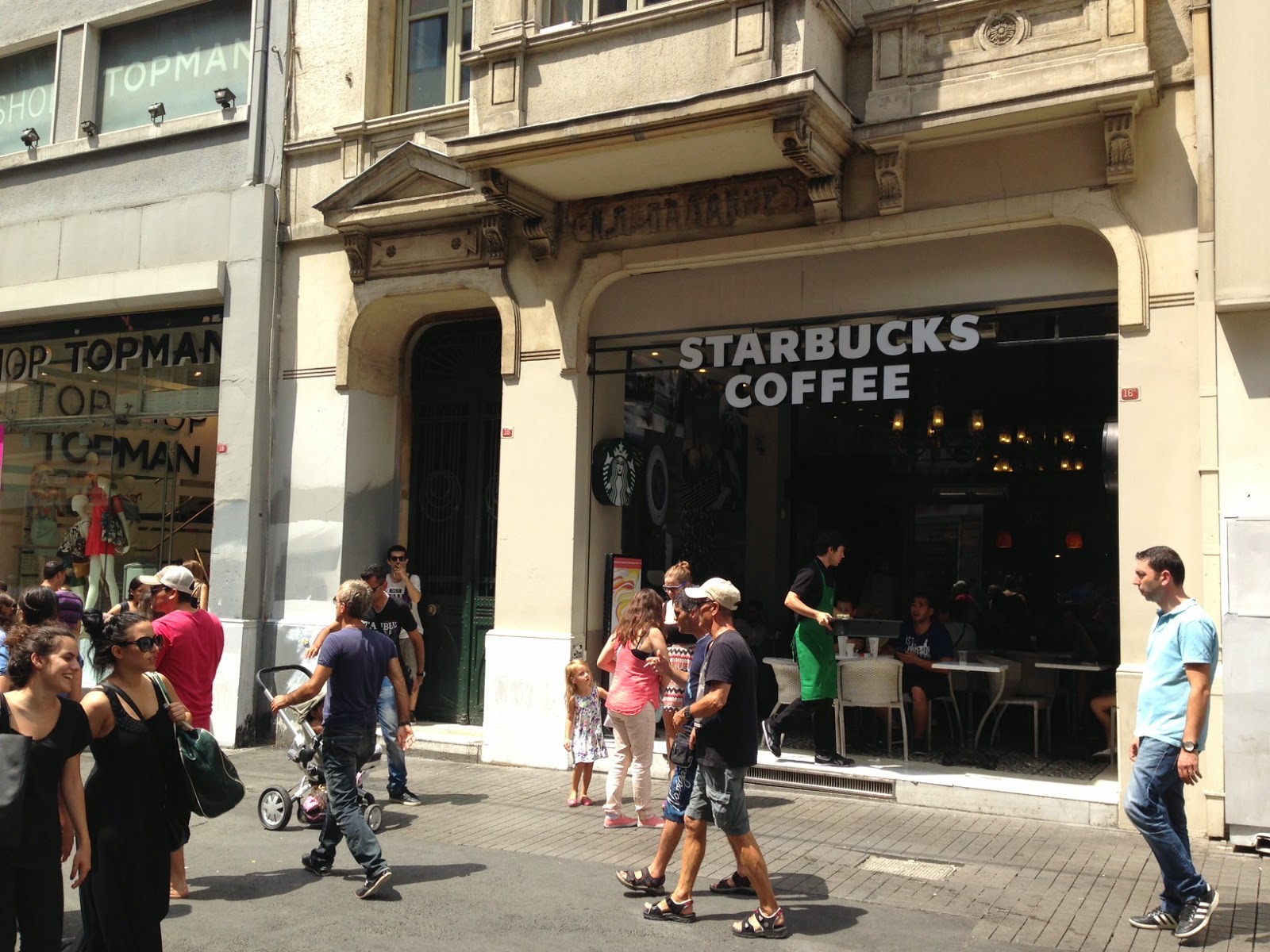 It起業家が海外ノマドしてみた フリーwifiイスタンブール Starbucks タクシム イスティクラル通り