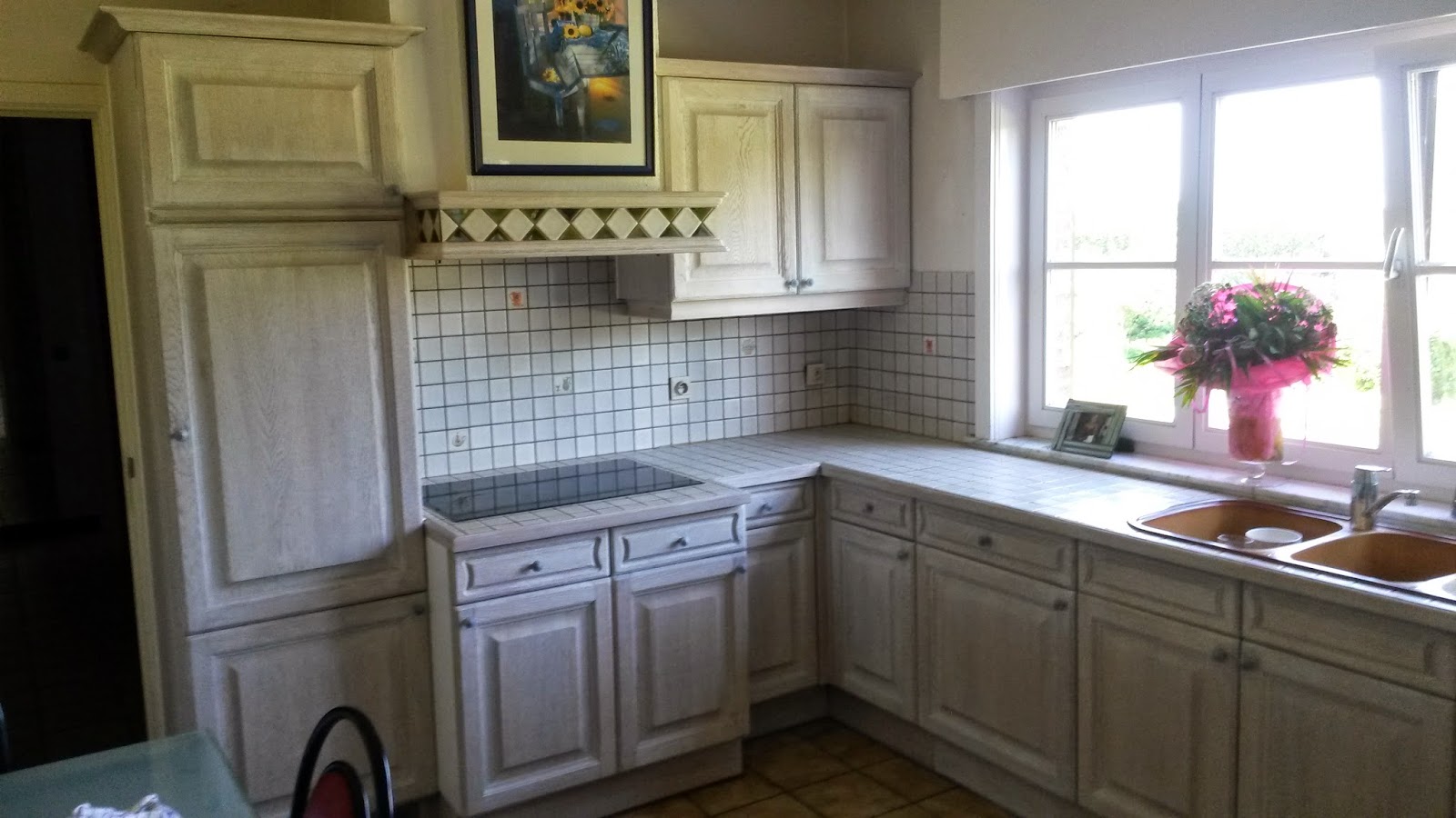 Oude eiken keuken opknappen: oude keuken afbreken.