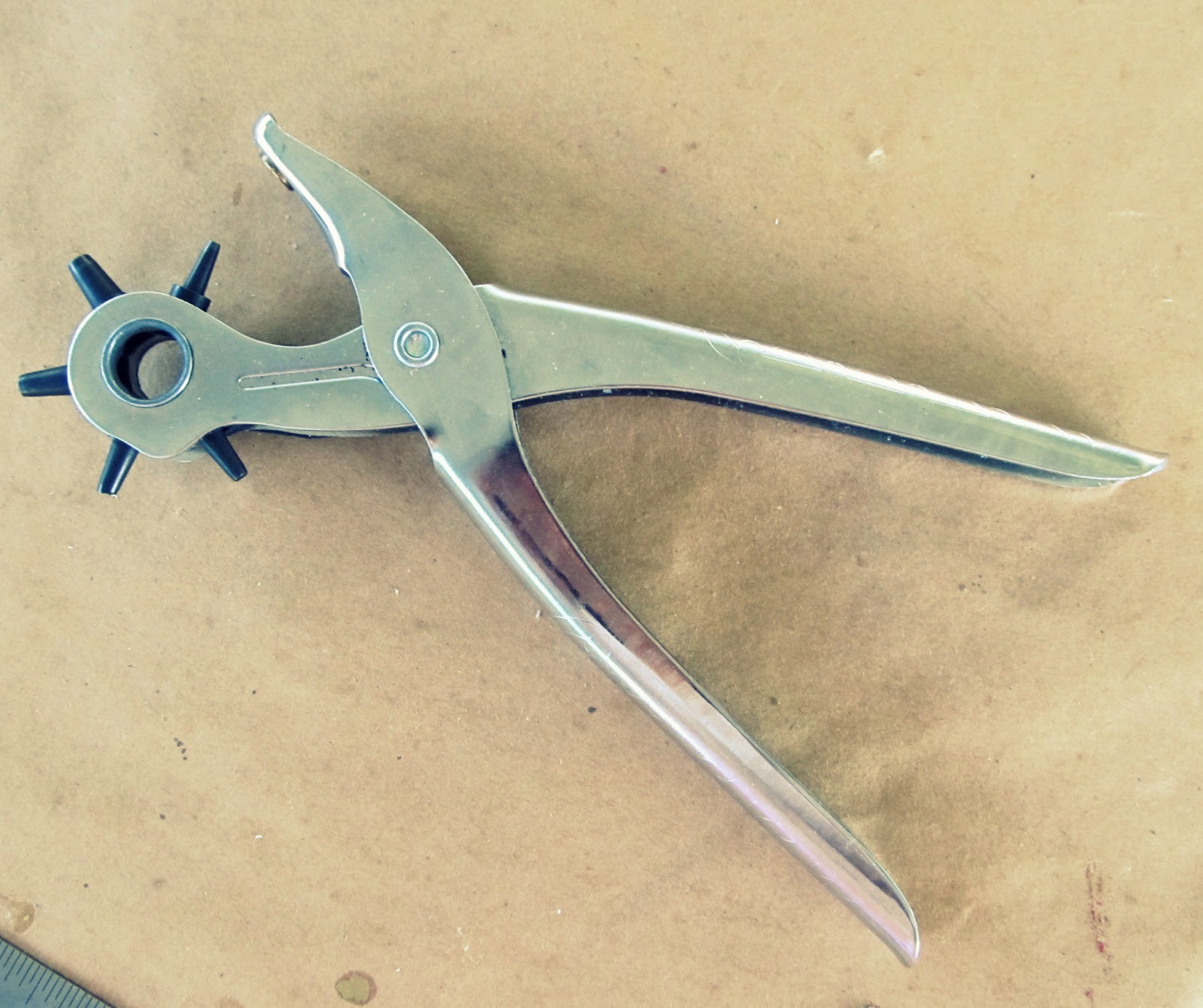 WobiSobi Leather Business Card Holder DIY