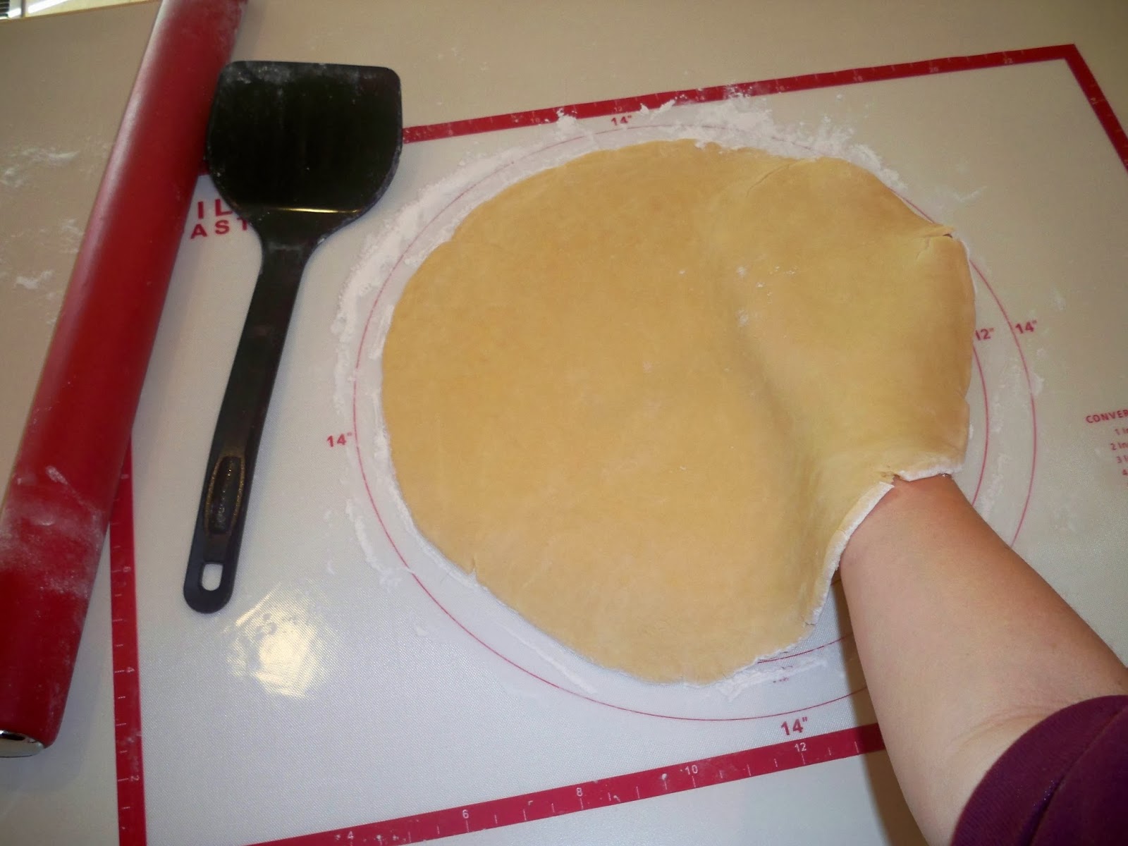 Easy as Pie Perfect Pie Crust Recipe and Tutorial